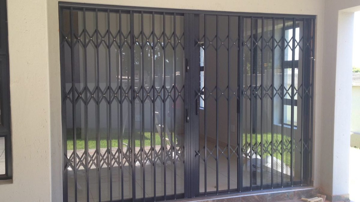 Trellis security gate